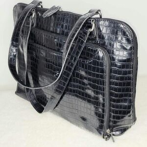 ❤️ Black Crocodile-Embossed Chic Laptop Bag with Structured Design